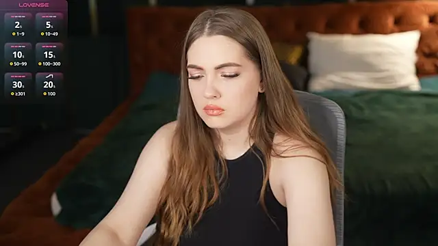 Snapshot of Grace_Fantasy chatting on April 2026 10:31:02 PM Grace Fantasy online show from April 2026 10:31:02 PM