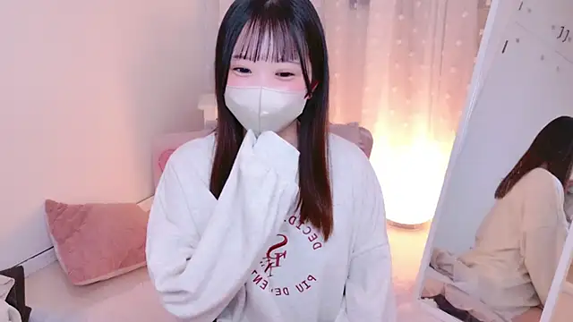 Snapshot of HONO_cha chatting on December 2024 11:11:01 AM HONO cha online show from December 2024 11:11:01 AM