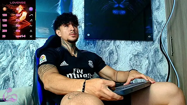 Snapshot of Jeins_carter chatting on February 2026 04:35:01 PM Jeins carter online show from February 2026 04:35:01 PM