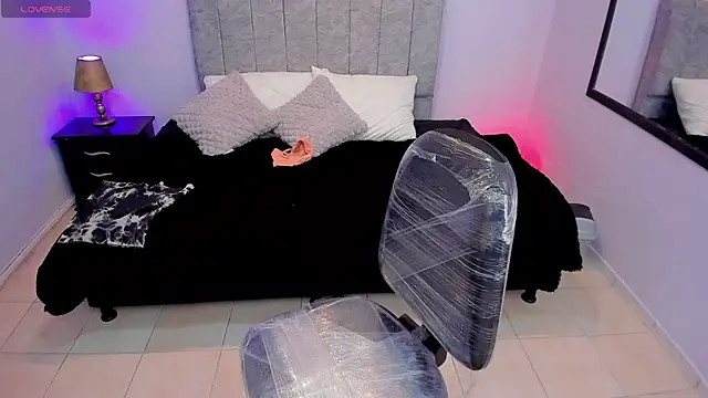 Lana stone  online show from March 2025 03:22:01 AM