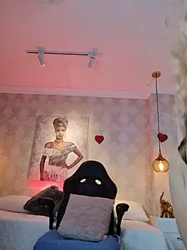 Shantall   online show from February 2026 12:12:01 PM