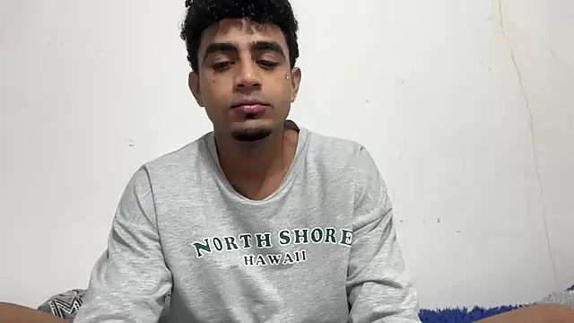 Snapshot of dominic_brandd23 chatting on October 2025 01:02:02 AM dominic brandd23 online show from October 2025 01:02:02 AM