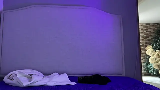 Snapshot of dominic_brandd23 chatting on November 2025 05:53:01 PM dominic brandd23 online show from November 2025 05:53:01 PM