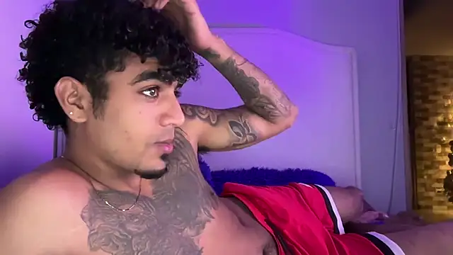 Snapshot of dominic_brandd23 chatting on November 2025 07:58:01 AM dominic brandd23 online show from November 2025 07:58:01 AM