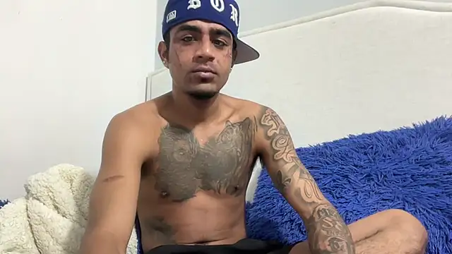 Snapshot of dominic_brandd23 chatting on November 2025 11:54:02 AM dominic brandd23 online show from November 2025 11:54:02 AM