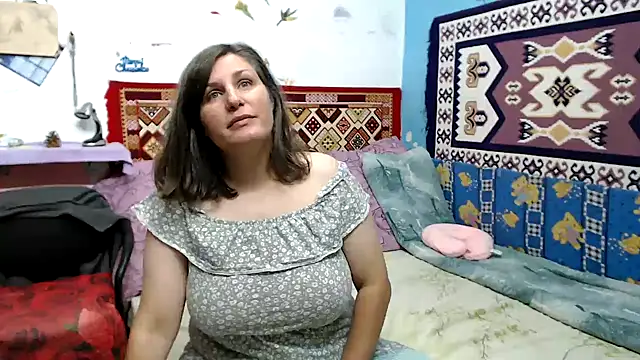 AdelineBlueEyes online show from September 2025 04:36:02 AM