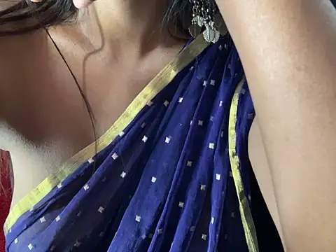 Sexy trisha  7 online show from February 2025 08:35:01 AM