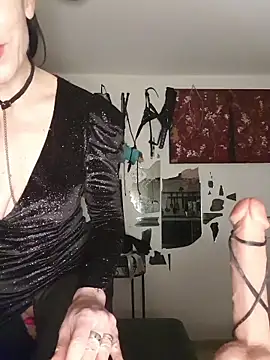 freyamoret online show from April 2026 03:52:01 AM