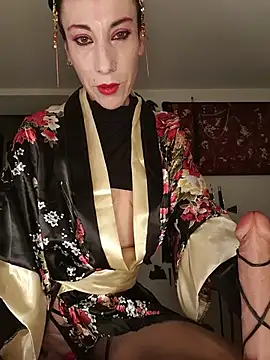freyamoret online show from May 2026 01:56:01 AM