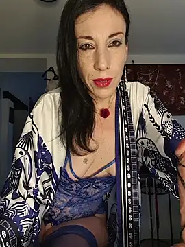 freyamoret online show from June 2026 03:40:02 AM