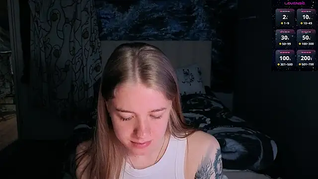 candy maggie online show from May 2026 06:17:02 PM