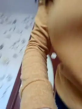 KristenVega online show from November 2025 12:27:01 PM