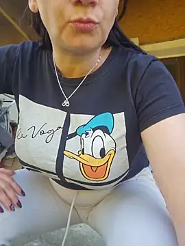 KristenVega online show from April 2026 11:41:01 AM