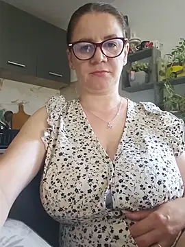 Snapshot of KristenVega chatting on June 2026 07:55:01 AM KristenVega online show from June 2026 07:55:01 AM