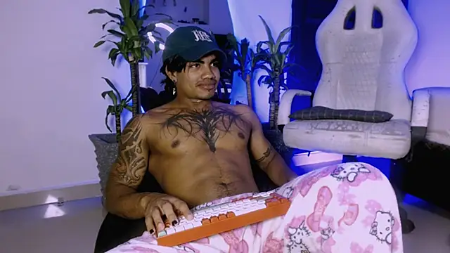 Young laroi online show from December 2024 06:21:01 AM