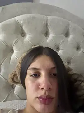 EmilyS   online show from February 2026 04:30:01 AM