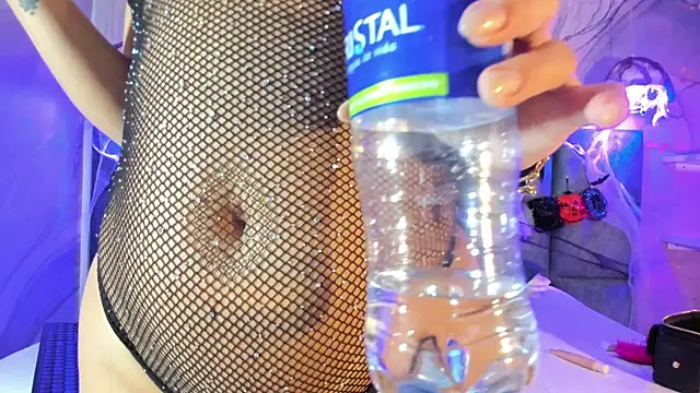 Snapshot of Ninakravis chatting on October 2025 07:12:02 PM Ninakravis online show from October 2025 07:12:02 PM