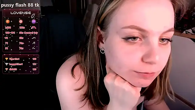 Snapshot of _wikki_ chatting on March 2025 03:07:02 PM wikki online show from March 2025 03:07:02 PM