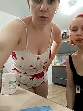 Snapshot of _wikki_ chatting on October 2025 04:35:02 PM wikki online show from October 2025 04:35:02 PM