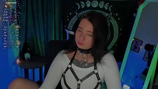 Snapshot of Sam_Mystery chatting on January 2025 02:18:01 PM Sam Mystery online show from January 2025 02:18:01 PM