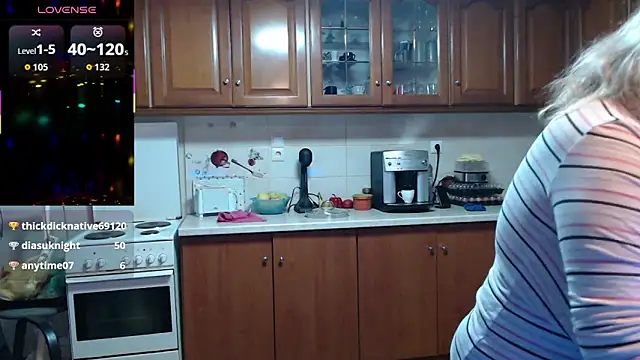 JennaDeluxe online show from April 2026 07:41:01 AM