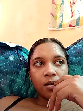 Indianqueen03 online show from May 2026 12:32:02 PM