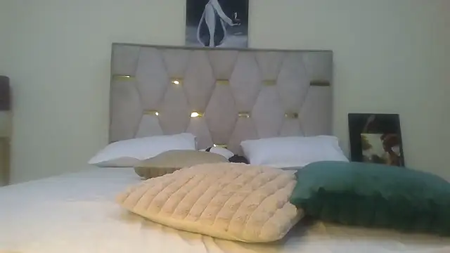 Fine assie online show from February 2025 01:25:02 AM