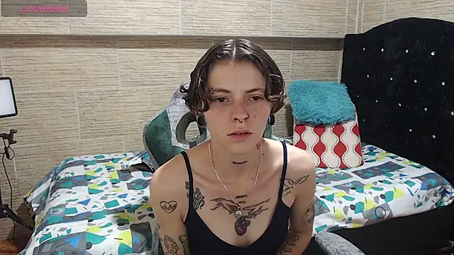 pretty cristal69 online show from December 2024 01:15:02 AM