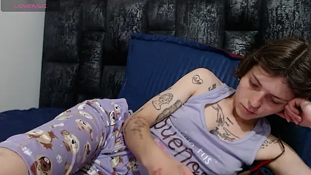 pretty cristal69 online show from January 2026 04:09:02 PM