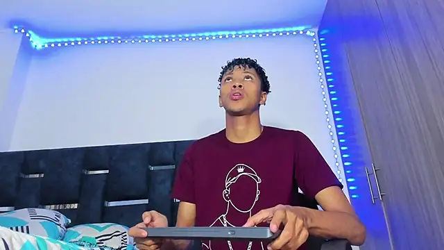 Lagosanthos online show from February 2025 08:20:02 PM