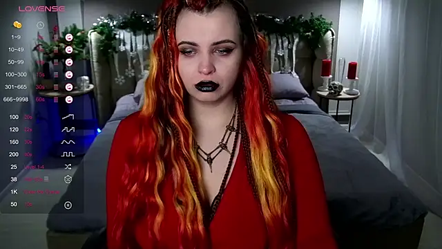 Miss Maya Mils online show from December 2024 01:08:01 AM