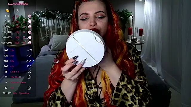 Miss Maya Mils online show from December 2024 04:06:01 AM