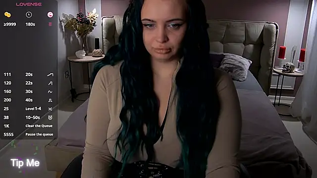 Snapshot of Miss_Maya_Mils chatting on October 2025 01:06:01 AM Miss Maya Mils online show from October 2025 01:06:01 AM