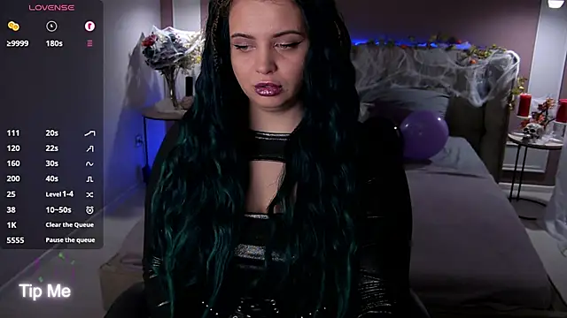 Snapshot of Miss_Maya_Mils chatting on October 2025 01:06:02 AM Miss Maya Mils online show from October 2025 01:06:02 AM