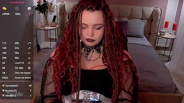 Miss Maya Mils online show from February 2026 06:40:02 AM