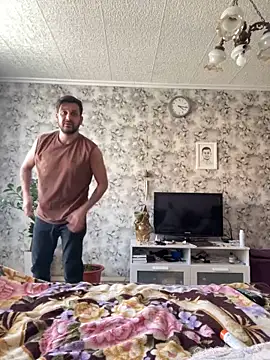 Snapshot of MaeltraJoy chatting on October 2025 11:16:01 AM MaeltraJoy online show from October 2025 11:16:01 AM