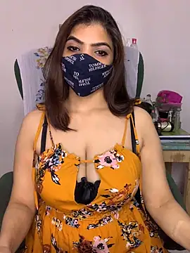 Snapshot of Fantastic_ruby chatting on September 2025 08:25:01 PM Fantastic ruby online show from September 2025 08:25:01 PM