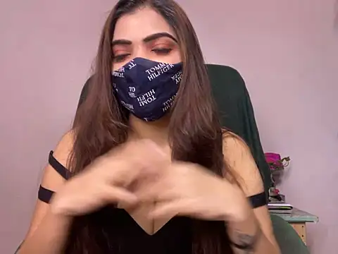 Snapshot of Fantastic_ruby chatting on October 2025 07:16:02 PM Fantastic ruby online show from October 2025 07:16:02 PM