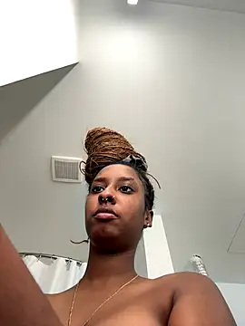 Your Paris online show from September 2025 03:37:02 PM