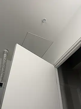 Snapshot of Your_Paris chatting on February 2026 10:00:02 AM Your Paris online show from February 2026 10:00:02 AM