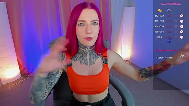 Snapshot of Roxy_____ chatting on January 2025 08:44:01 PM Roxy online show from January 2025 08:44:01 PM