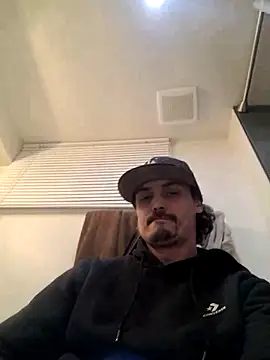 JustTylerr online show from May 2026 06:51:02 AM