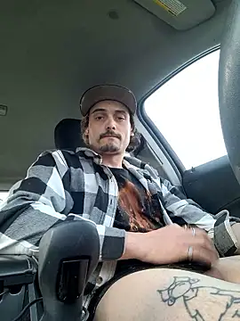 JustTylerr online show from May 2026 10:01:02 AM