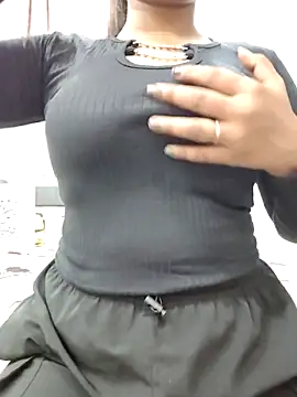 Snapshot of MohiniHott chatting on September 2025 07:13:02 AM MohiniHott online show from September 2025 07:13:02 AM