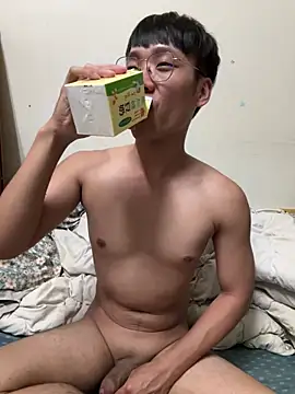 Nakedboy209 online show from May 2026 02:22:01 PM