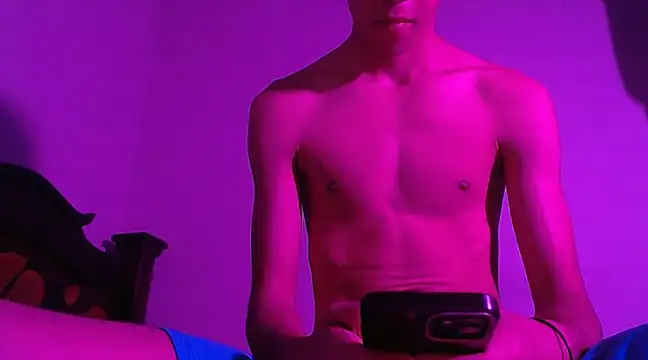 Snapshot of isaaclatino chatting on December 2024 04:42:02 AM isaaclatino online show from December 2024 04:42:02 AM