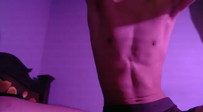 Snapshot of isaaclatino chatting on December 2024 08:14:02 AM isaaclatino online show from December 2024 08:14:02 AM