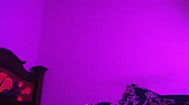 Snapshot of isaaclatino chatting on December 2024 06:14:01 AM isaaclatino online show from December 2024 06:14:01 AM