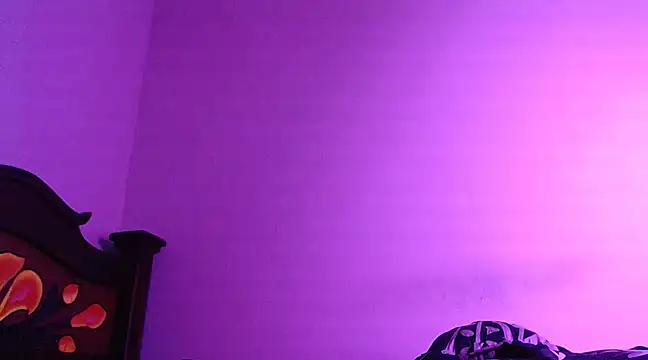 Snapshot of isaaclatino chatting on January 2025 03:15:02 AM isaaclatino online show from January 2025 03:15:02 AM