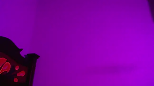 Snapshot of isaaclatino chatting on January 2025 06:10:01 AM isaaclatino online show from January 2025 06:10:01 AM